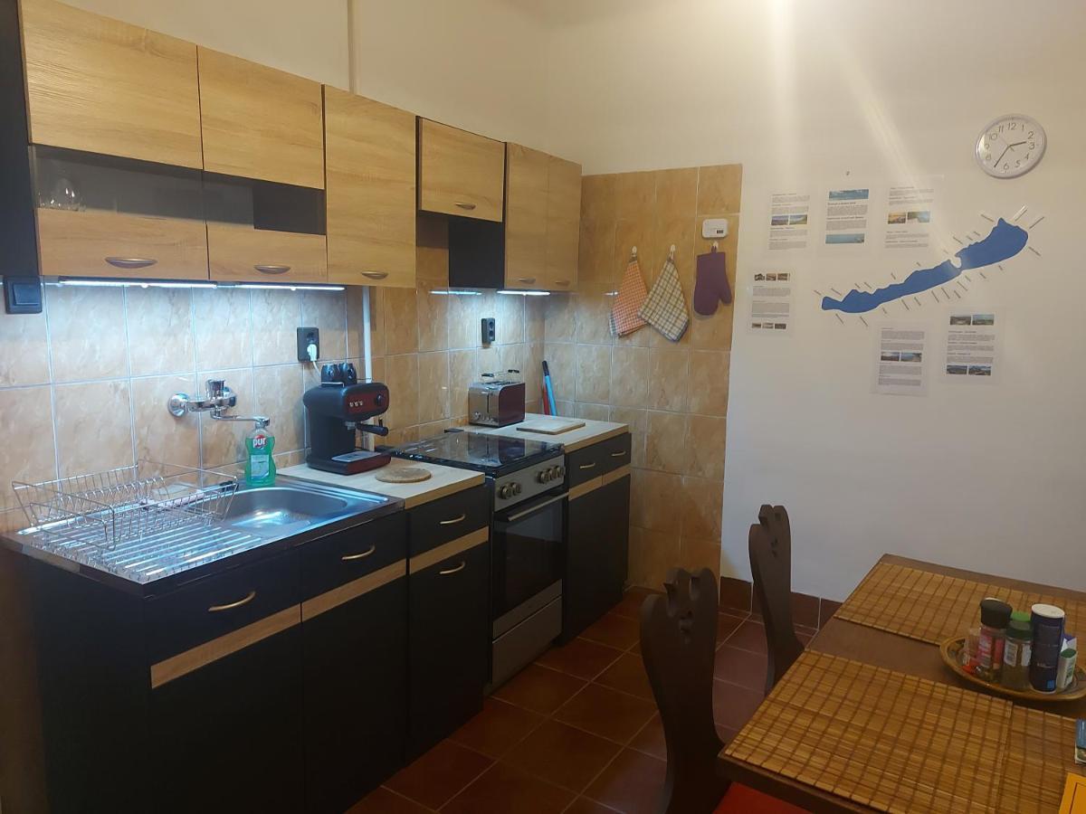 Setany Apartmanhaz Fonyód Екстериор снимка